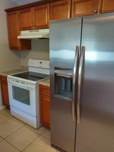 Main picture of 25 Crescent Lake Dr