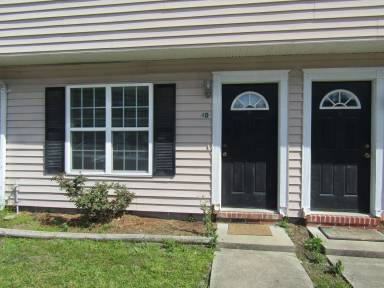 Main picture of 1100 Pineland Avenue