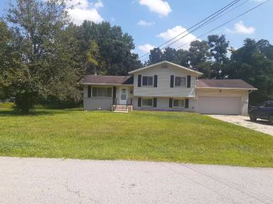 Main picture of 1677 McTaggart Dr