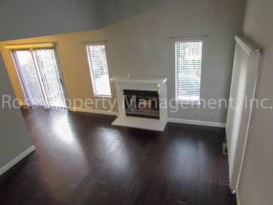 Main picture of 2922 Liberty Dr