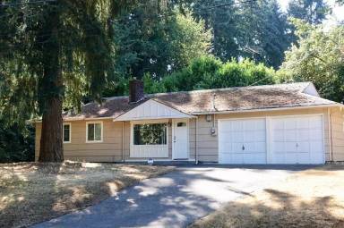 Main picture of 10487 SE 19th St