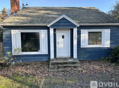 Main picture of 5820 NE 60th Ave