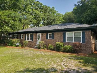 Main picture of 1006 Shawnee St