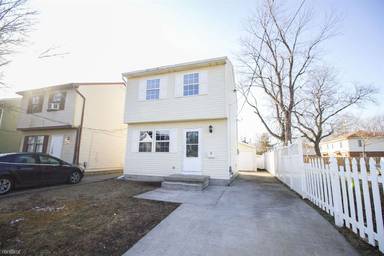 Main picture of 14 Van Buren Ave