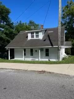 Main picture of 306 MacArthur St