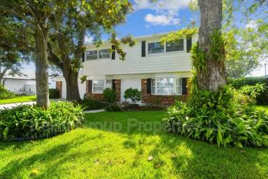 Main picture of 4622 Bay Crest Dr