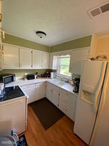 Main picture of 3021 Hacienda Ct