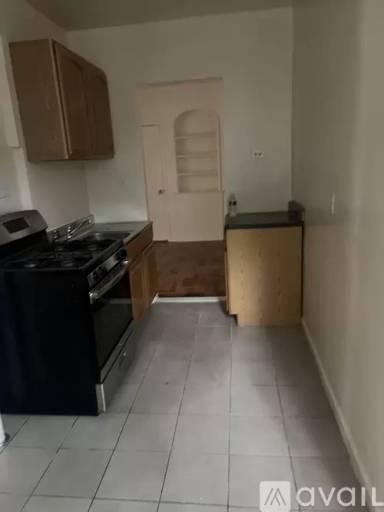 Main picture of 2386 Davidson Ave