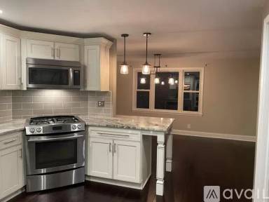 Main picture of 56 Bannard Ave