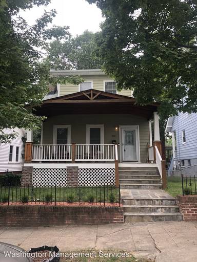 Main picture of 4328 7th St NW