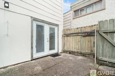 Main picture of 408 Ira Ave