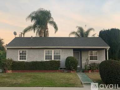 Main picture of 1810 S Orange Ave