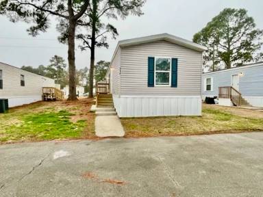 Main picture of 553 Corbin St