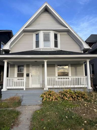 Main picture of 772 Spencer St