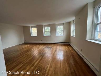 Main picture of School House Apartments