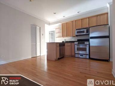 Main picture of 3252 N Clifton Ave