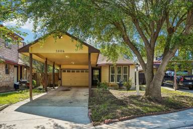 Main picture of 3806 Candlecrown Ct