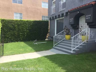 Main picture of 2618 1/2 Hillcrest Dr