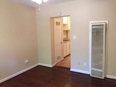 Main picture of 479 Kelly St SE