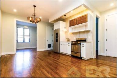 Main picture of 291 Stockholm St