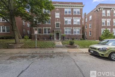 Main picture of 757 Syracuse Ave