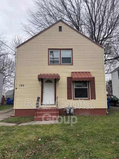 Main picture of 125 Wyoming Ave