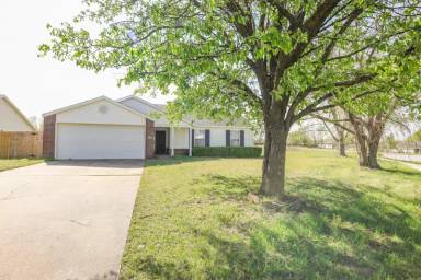 Main picture of 1100 Tunbridge Dr