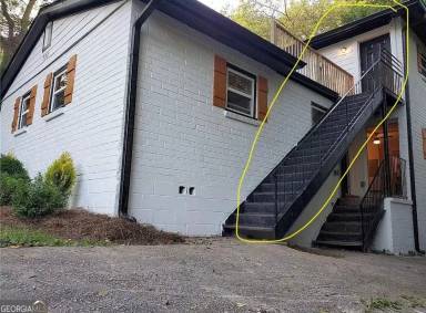 Main picture of 711 Neal St NW