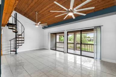 Main picture of 307 Birch Way