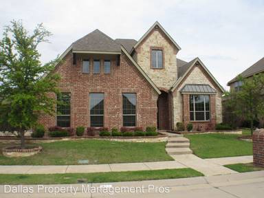 Main picture of 671 Featherstone Dr