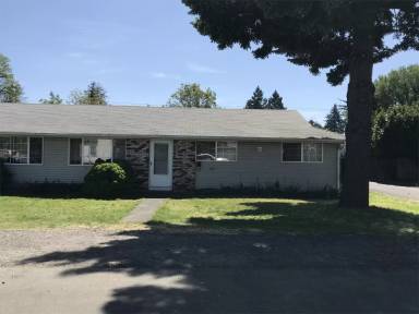 Main picture of 1109 E 30th St