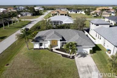 Main picture of 2652 SW 29th Ave