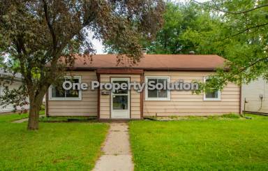 Main picture of 7519 Alexander Ave