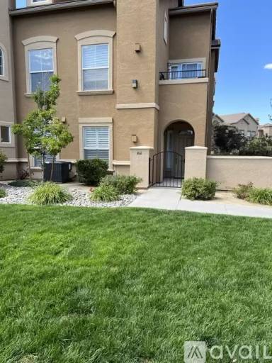 Main picture of Fallen Leaf Condos