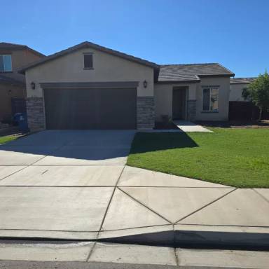 Main picture of 631 Las Villas St