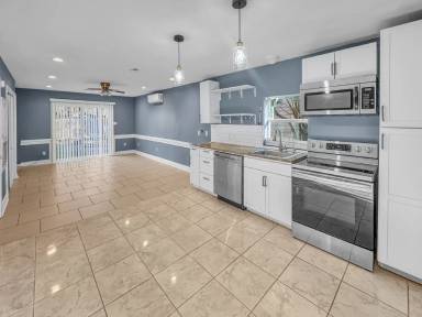 Main picture of 2421 Caswell Ln