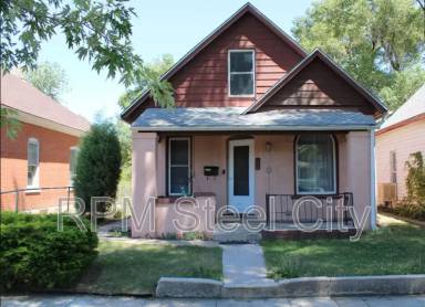 Main picture of 1012 Cedar St