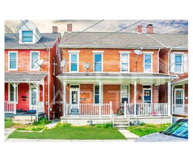 Main picture of 238 E Middle St