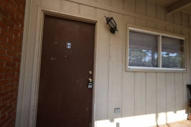 Main picture of 207 E Moore St