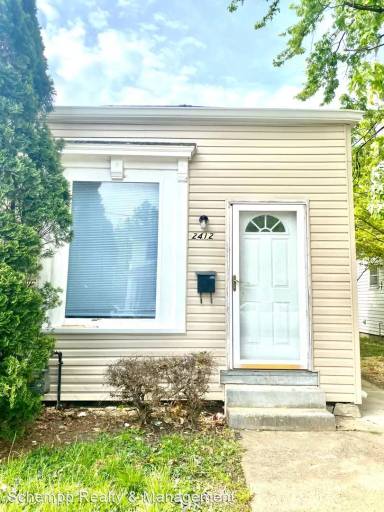 Main picture of 2412 Slevin St