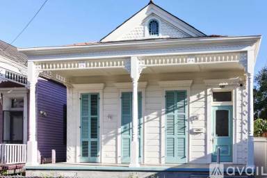 Main picture of 4217 Camp St