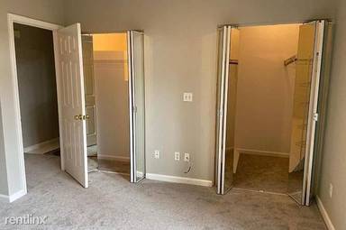 Main picture of 358 Dunsmuir Ter