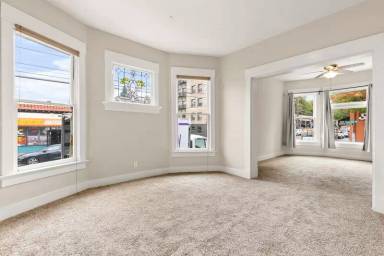 Main picture of 2105 NW Hoyt St