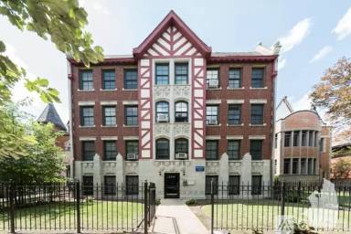 Main picture of 2420 N Kedzie Blvd