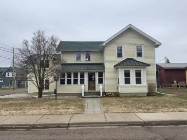 Main picture of 310 2nd St