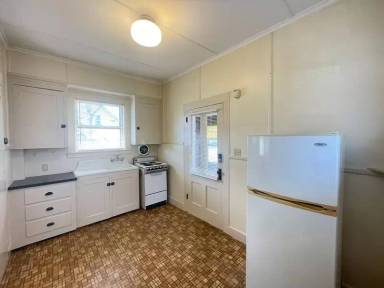 Main picture of 112 Church St