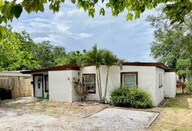 Main picture of 30 Lemon Ln