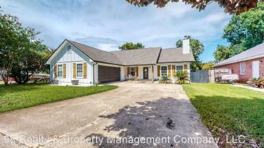 Main picture of 1157 Bay Ct