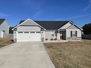Main picture of 113 Sparrow Point Ln