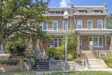 Main picture of 503 Decatur St NW
